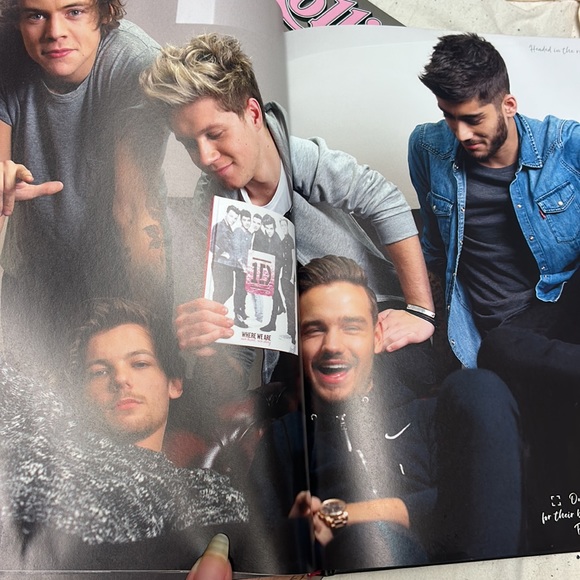 Harry Styles book - Picture 2 of 2